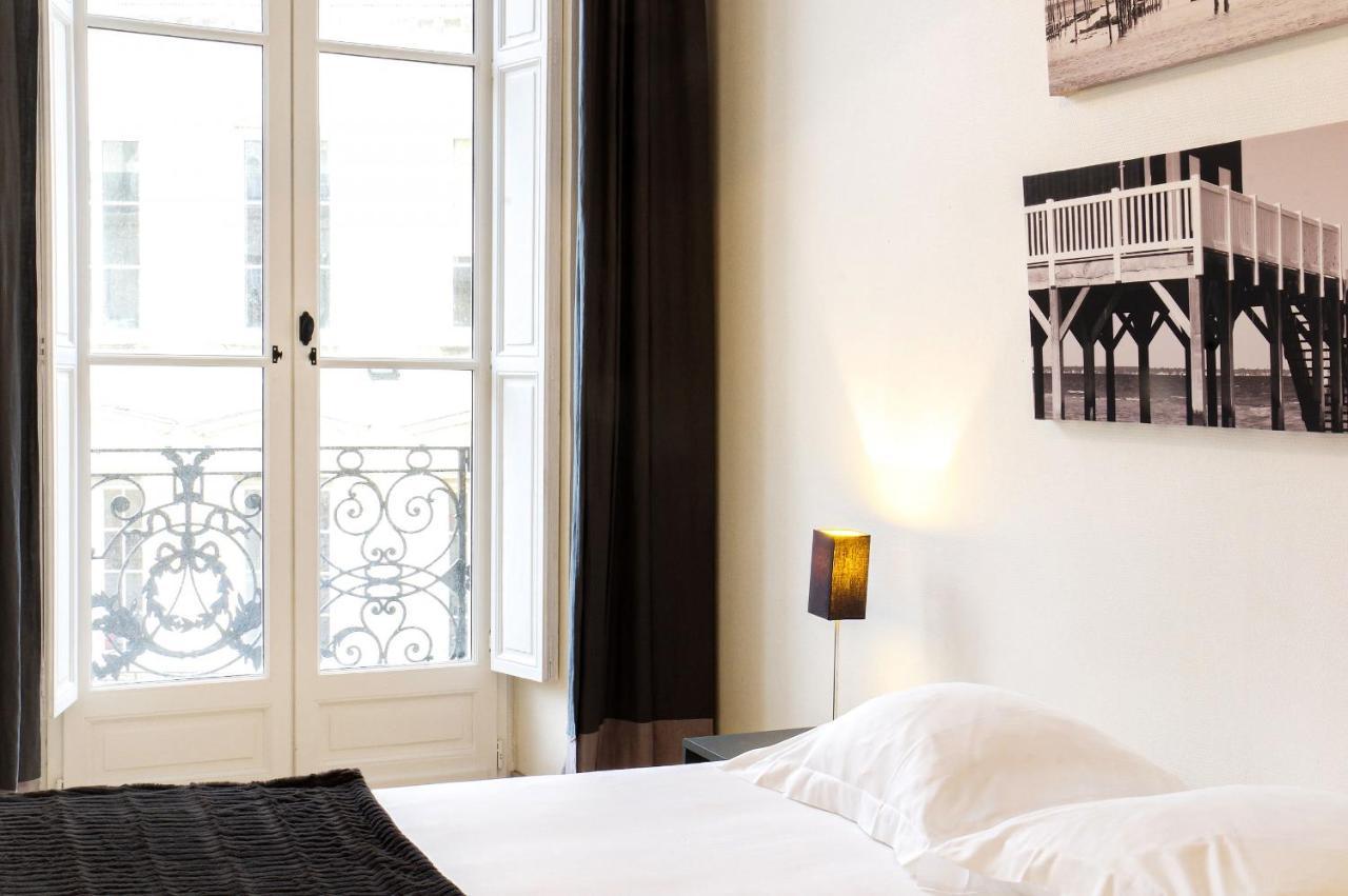 Condillac - Localisation Exceptionnelle 2 Chambres Avec Ascenseur Et Parking ボルドー エクステリア 写真